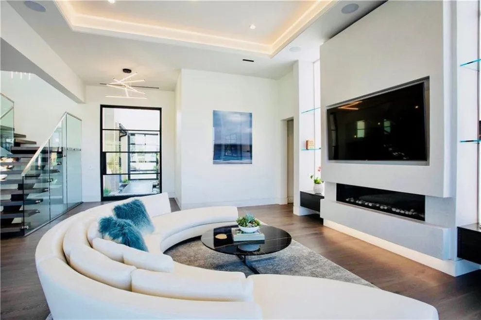 Matern Riverfront by Austin Design Group - Photo 6