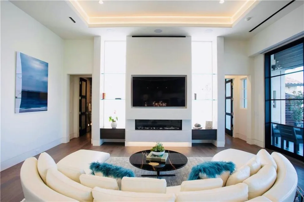 Matern Riverfront by Austin Design Group - Photo 8