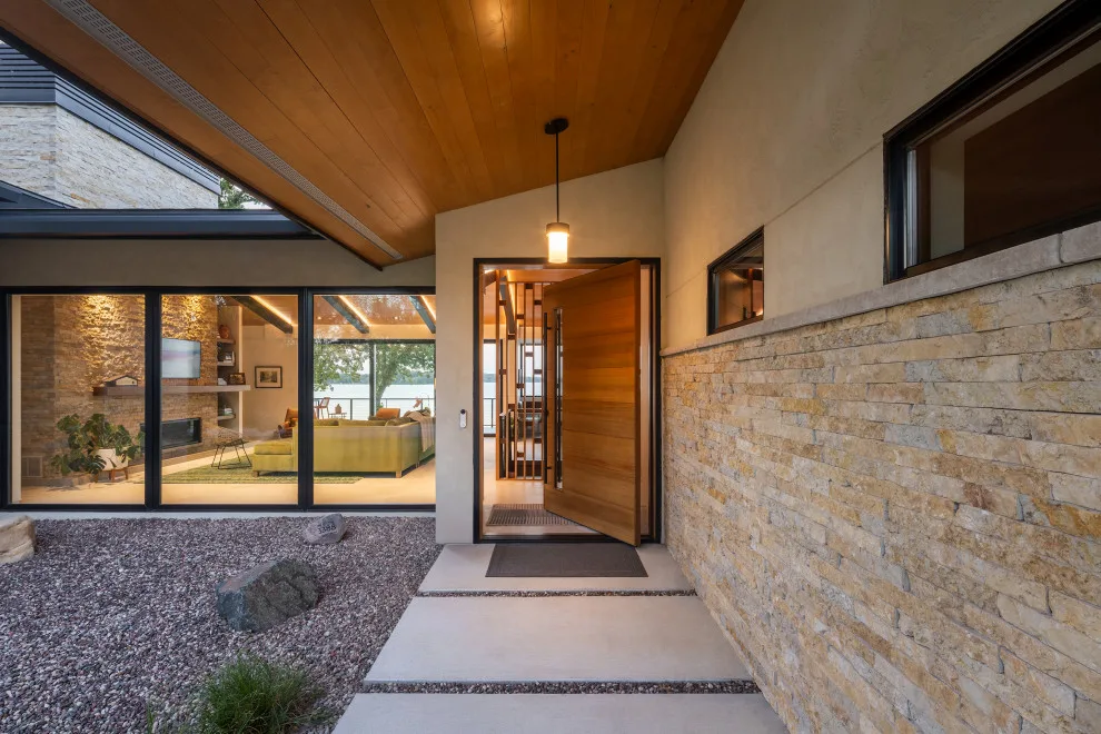 MCM Lakeside Retreat by Udvari-solner Design Company - Photo 4