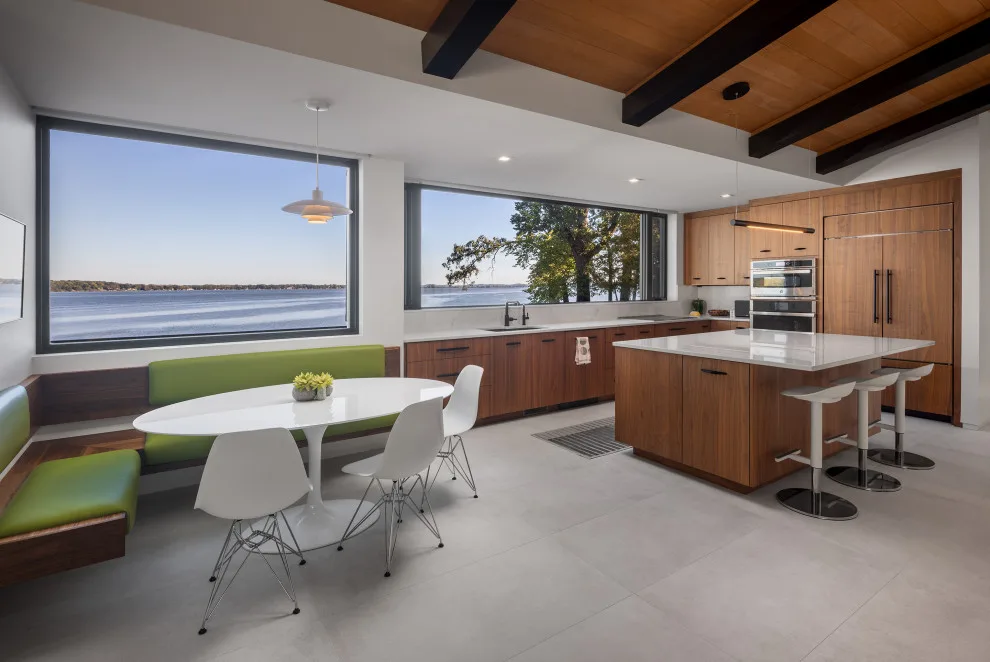 MCM Lakeside Retreat by Udvari-solner Design Company - Photo 13