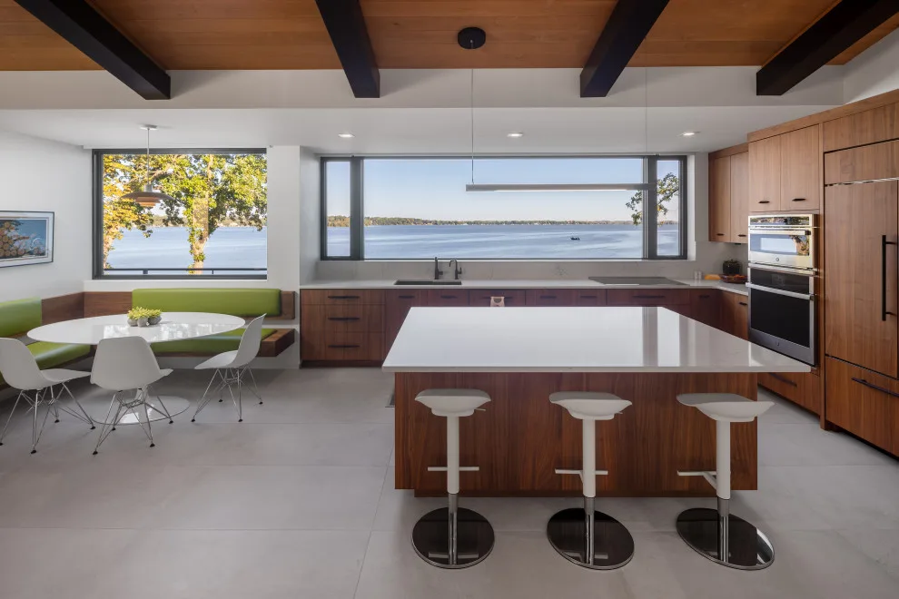 MCM Lakeside Retreat by Udvari-solner Design Company - Photo 16
