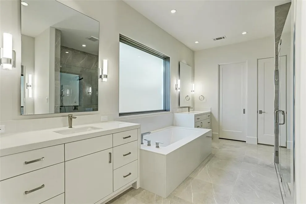Mid Lane, Afton Oaks - Houston, Texas by Darrin Harvey Designs - Photo 10