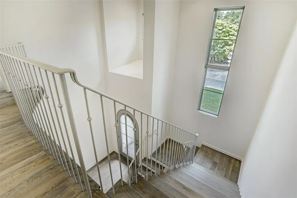 Mid Lane, Afton Oaks - Houston, Texas by Darrin Harvey Designs - Photo 25