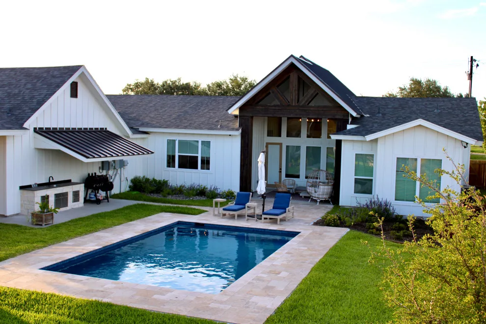 Contemporary Farmhouse by Distinctive Drafting And Design LLC - Photo 3