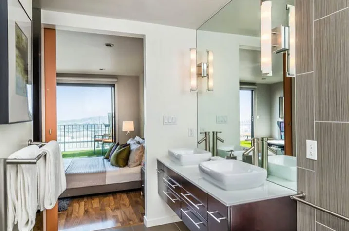 Contemporary Revamp by Envision.design.build, LLC / Edbhawaii - Photo 3