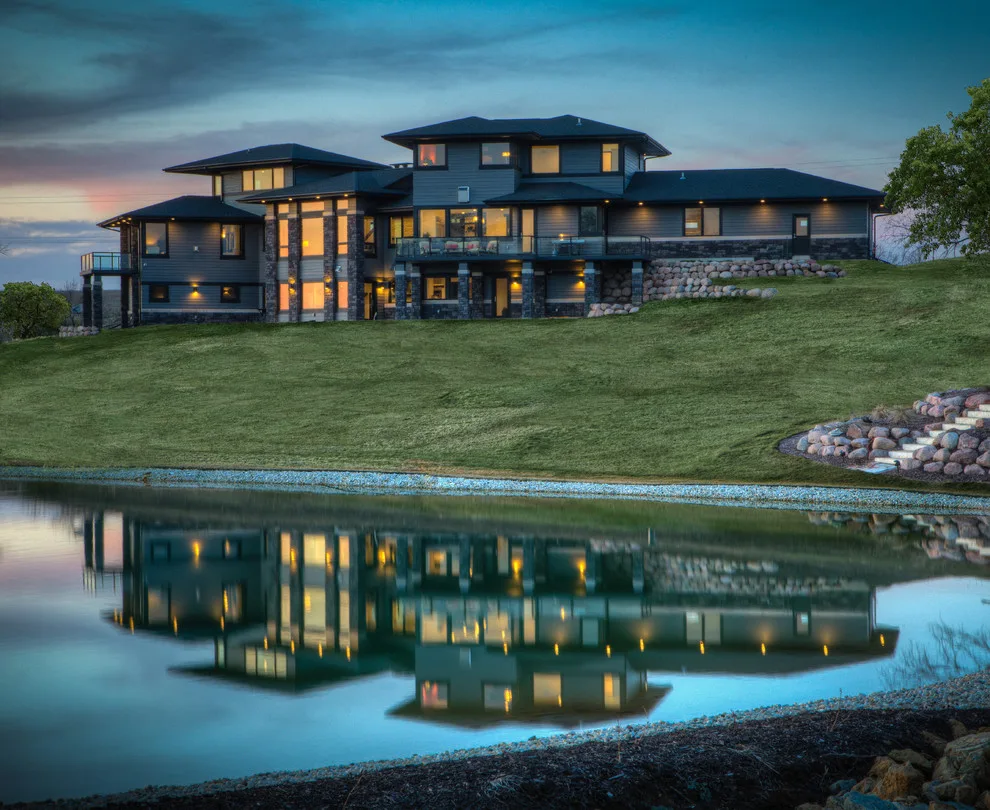 Elevated Hilltop Residence by Udvari-solner Design Company - Photo 17