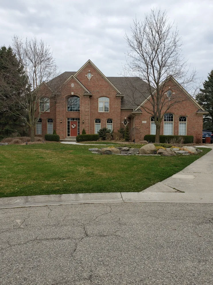 Tailored Construction Specification Home by Robert Kozloski & Associates - Photo 3