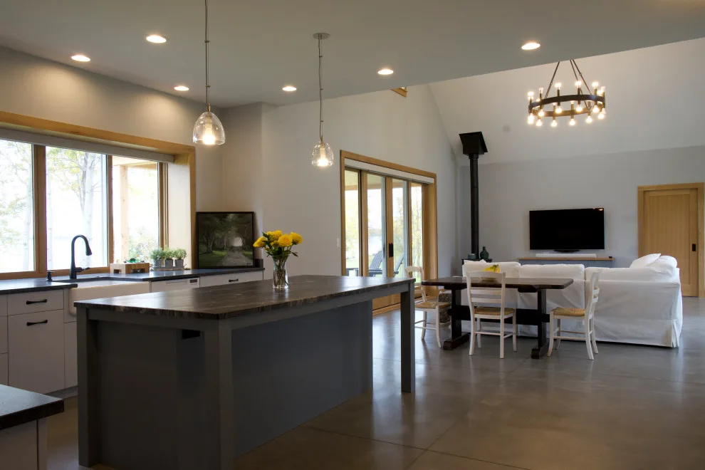 Lakeside Dream Residence on Lake Champlain by Timeless Designs - Photo 10