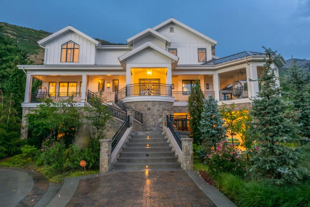 Olympus Cove NBA Coaches Residence by James L Carroll & Associates Inc - Photo 14