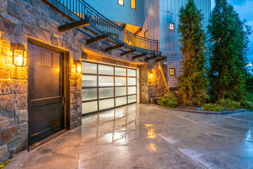 Olympus Cove NBA Coaches Residence by James L Carroll & Associates Inc - Photo 2