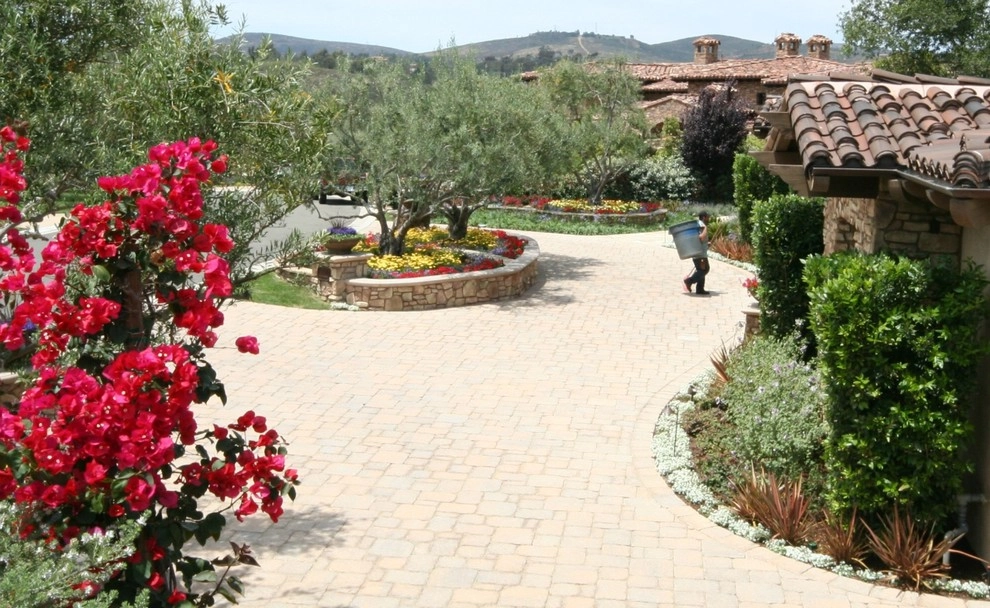 Rancho Santa Fe Landscape Project by Torrey Pines Landscape Co., Inc - Photo 9