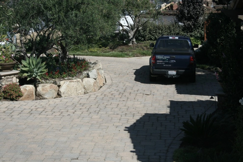 Rancho Santa Fe Landscape Project by Torrey Pines Landscape Co., Inc - Photo 10