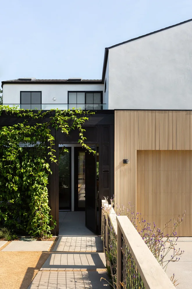 Pine Boulevard Home by AAHA Studio - Photo 7