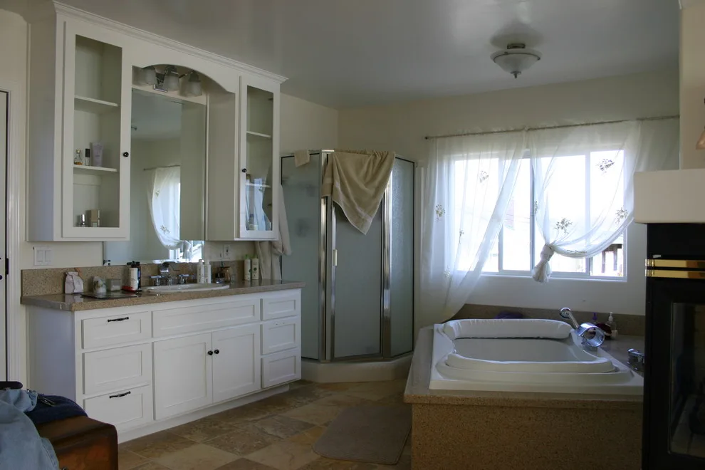 Hillside Villa in Pismo Beach by Gannage Design - Photo 6