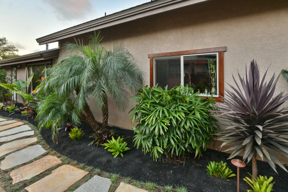 Tropical Del Mar by Torrey Pines Landscape Co., Inc - Photo 7