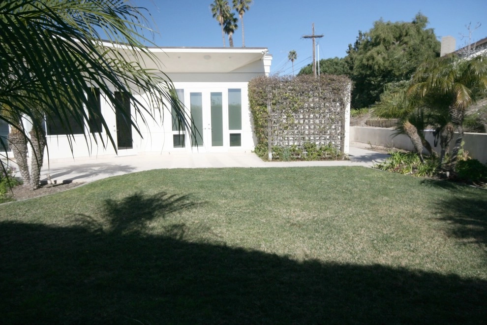 La Jolla Outdoor Living by Torrey Pines Landscape Co., Inc - Photo 9