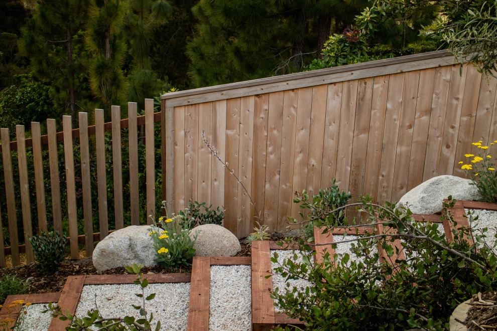La Jolla Contemporary by Torrey Pines Landscape Co., Inc - Photo 14