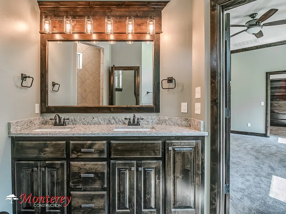 Exclusive Dwelling by Monterey Construction - Photo 11