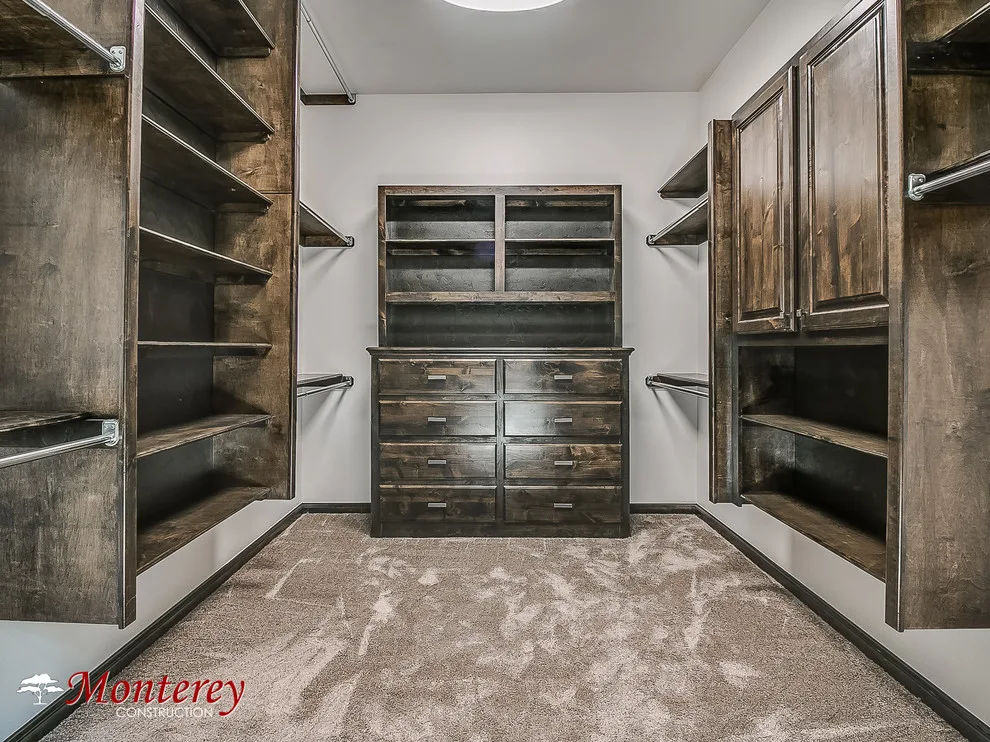 Exclusive Dwelling by Monterey Construction - Photo 5
