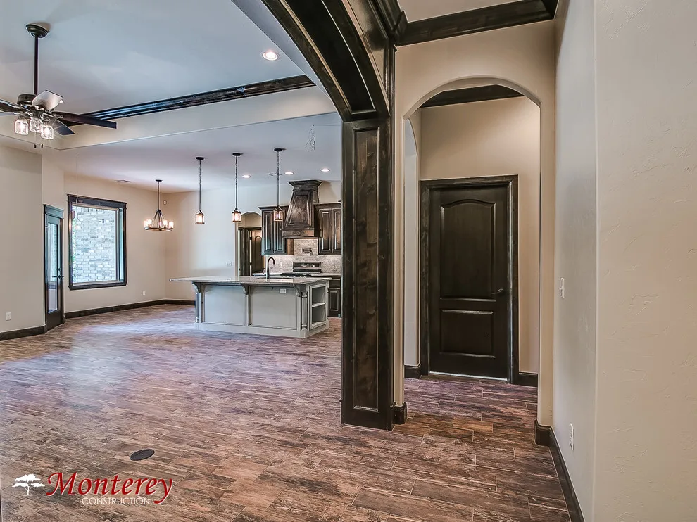 Exclusive Dwelling by Monterey Construction - Photo 8