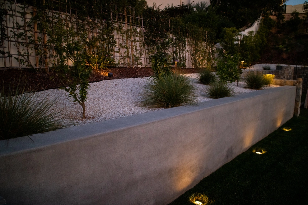 La Jolla Contemporary by Torrey Pines Landscape Co., Inc - Photo 17