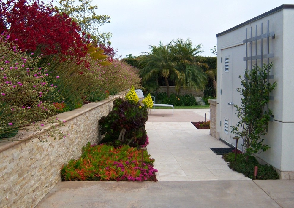 La Jolla Outdoor Living by Torrey Pines Landscape Co., Inc - Photo 10