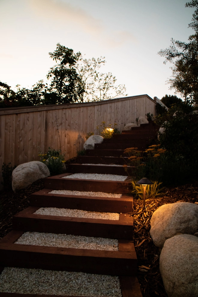 La Jolla Contemporary by Torrey Pines Landscape Co., Inc - Photo 8