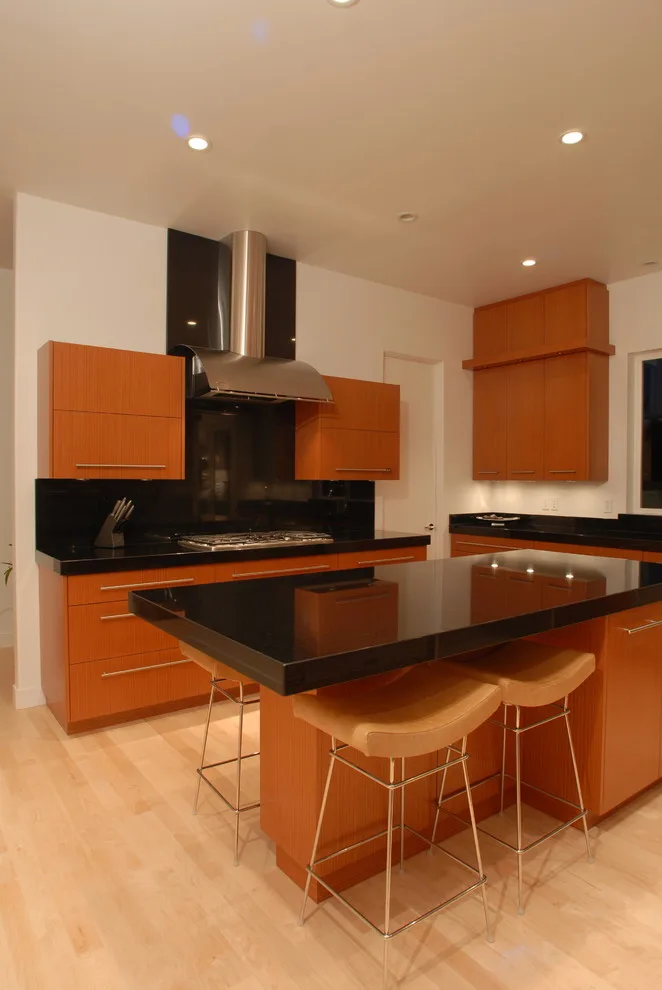 Tanner Estates Modern by James L Carroll & Associates Inc - Photo 2
