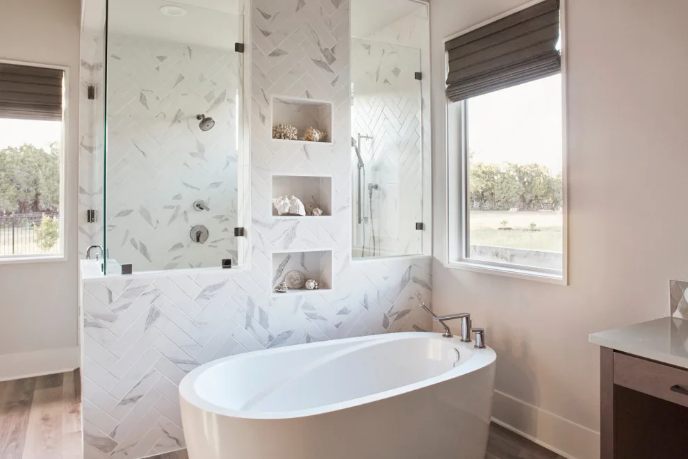 Barton Creek Lakeside in Texas Modern Style by Austin Design Group - Photo 3
