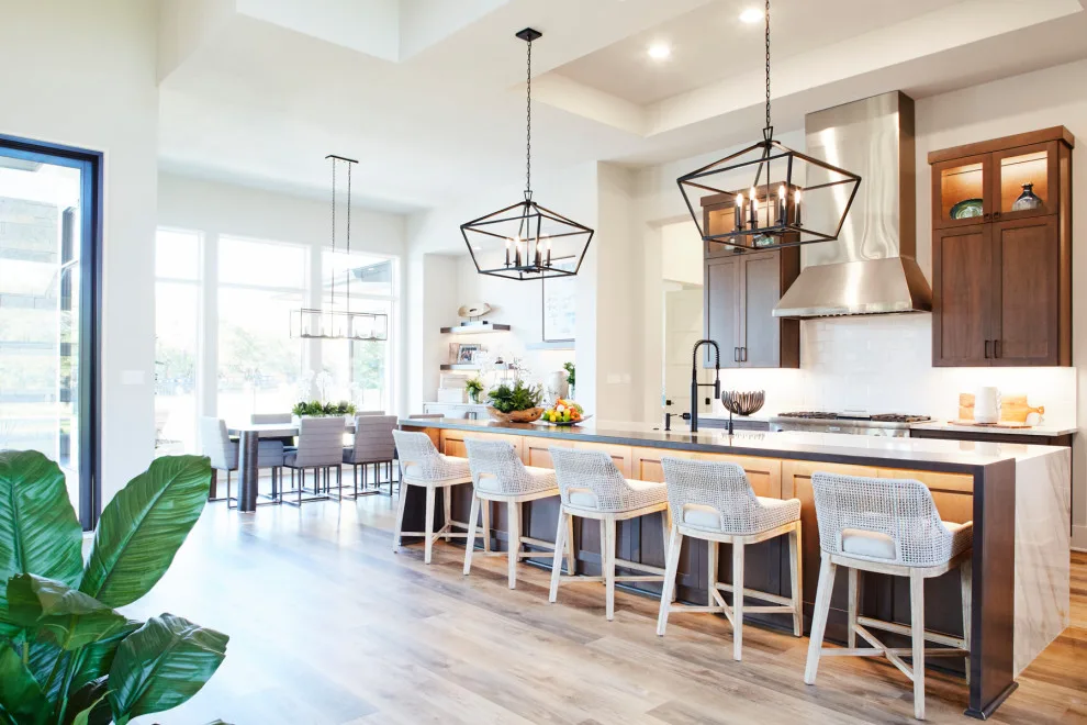 Barton Creek Lakeside in Texas Modern Style by Austin Design Group - Photo 2