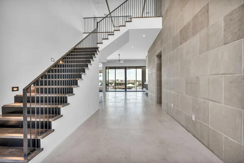 Lago Escondido Residences by Austin Design Group - Photo 2