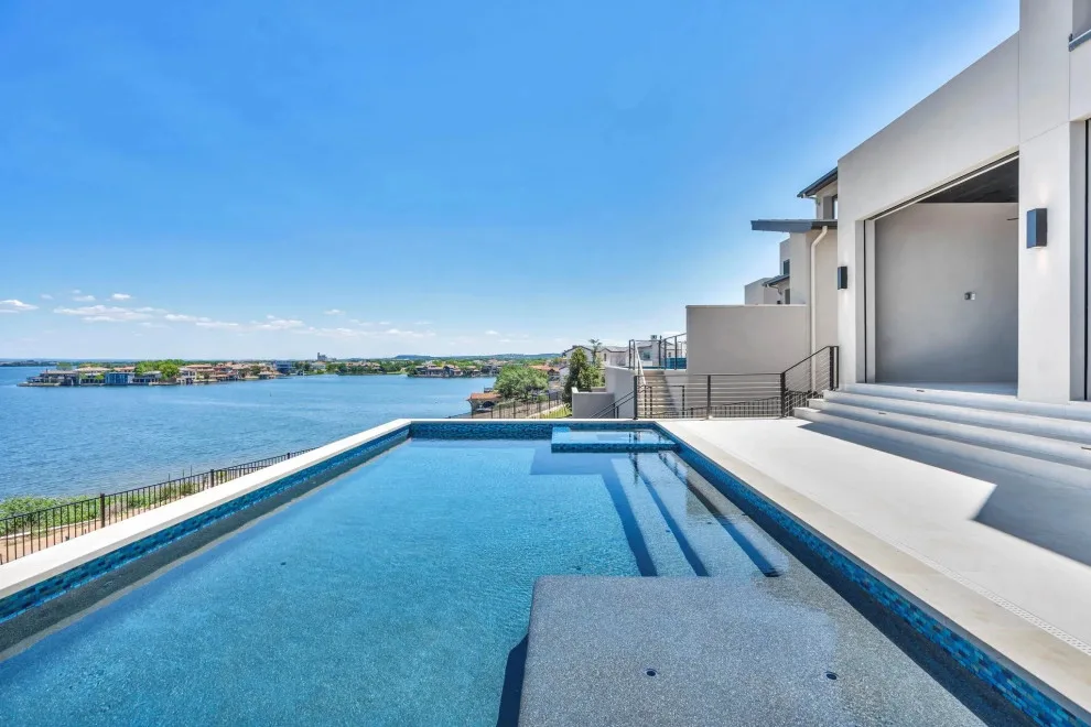 Lago Escondido Residences by Austin Design Group - Photo 18