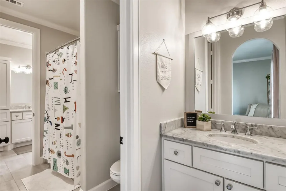 Tomball Bespoke Home by Byrne Haus Custom Home Design - Photo 11