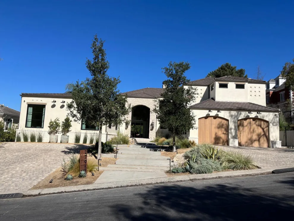 Tona Home by Brewster's Drafting House - Photo 7