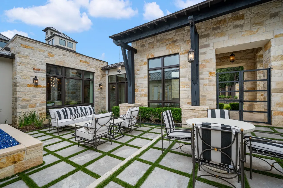 Huntington Transition by A-Design By Gustavo Arredondo, Inc. - Photo 27