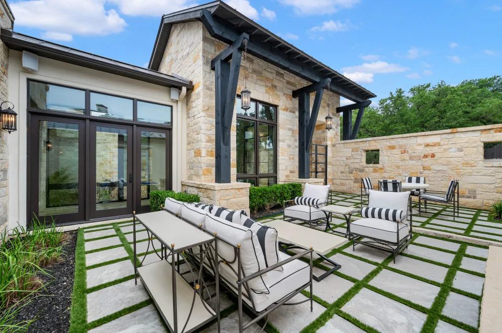 Huntington Transition by A-Design By Gustavo Arredondo, Inc. - Photo 22
