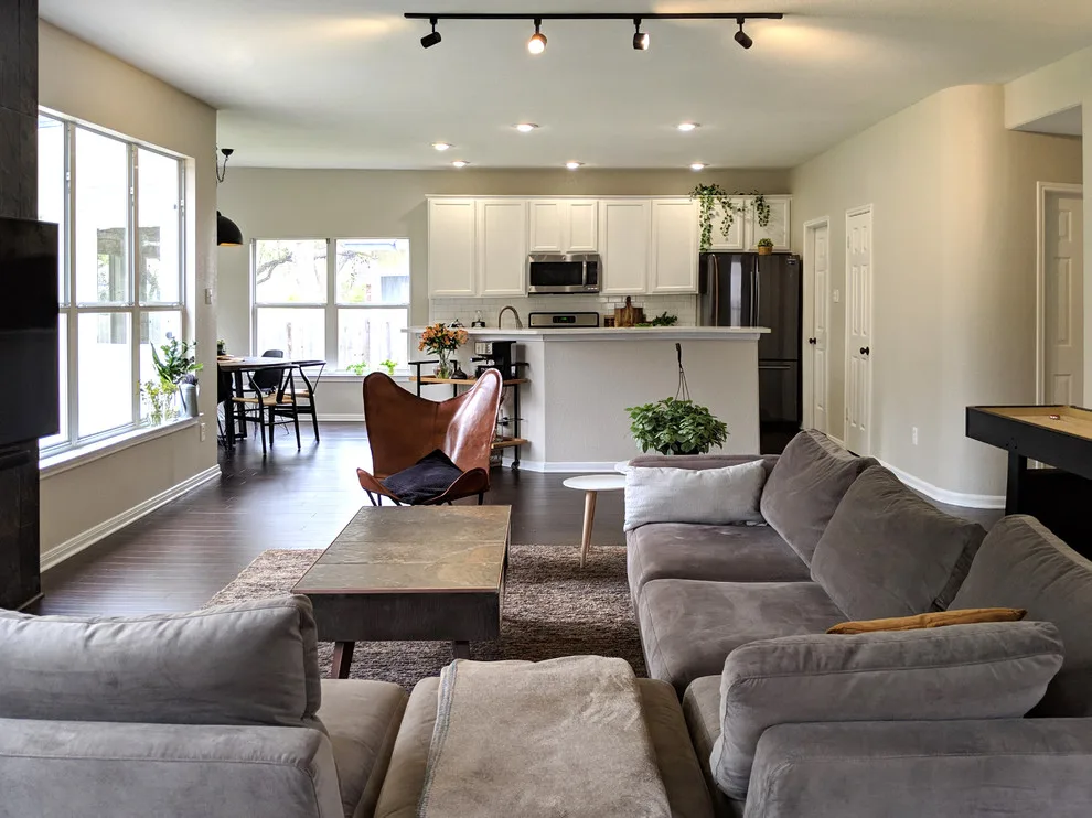 Suburban Home in Austin by Medzini Designs - Photo 17