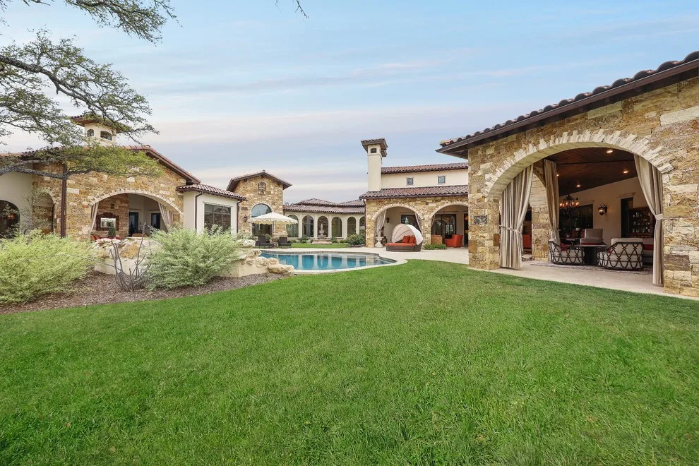 DREAM VILLA by Oscar E. Flores Design Studio, LLC - Photo 34