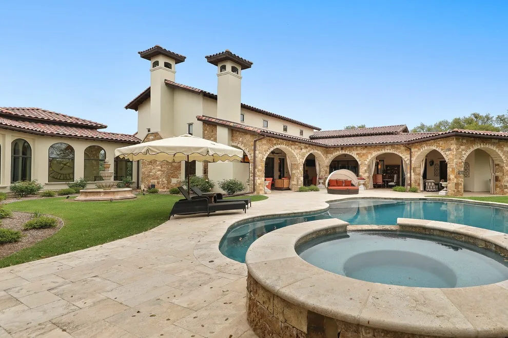 DREAM VILLA by Oscar E. Flores Design Studio, LLC - Photo 4