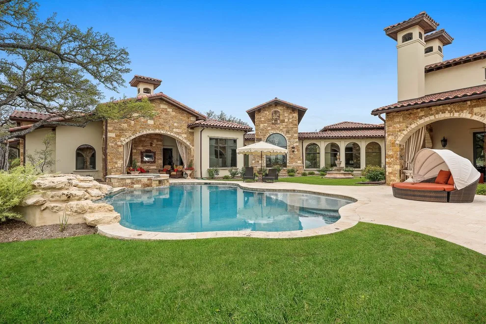 DREAM VILLA by Oscar E. Flores Design Studio, LLC - Photo 27