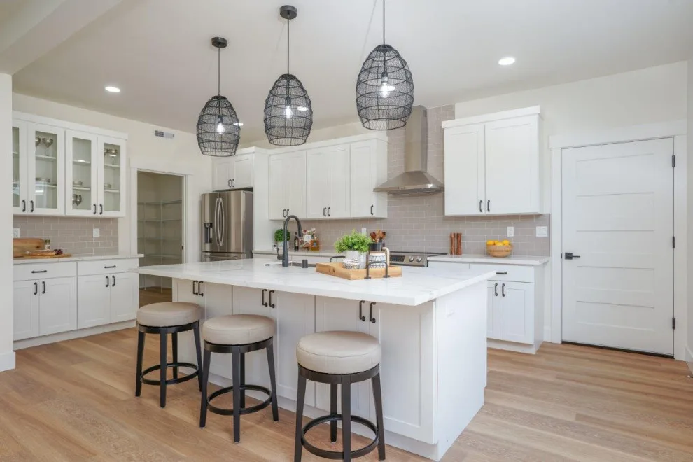 Murmuring Breezes by Pacific Home Source LLC - Photo 18