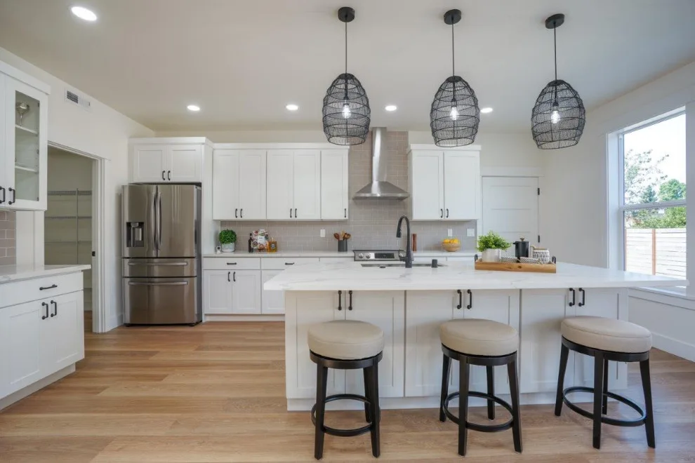 Murmuring Breezes by Pacific Home Source LLC - Photo 8