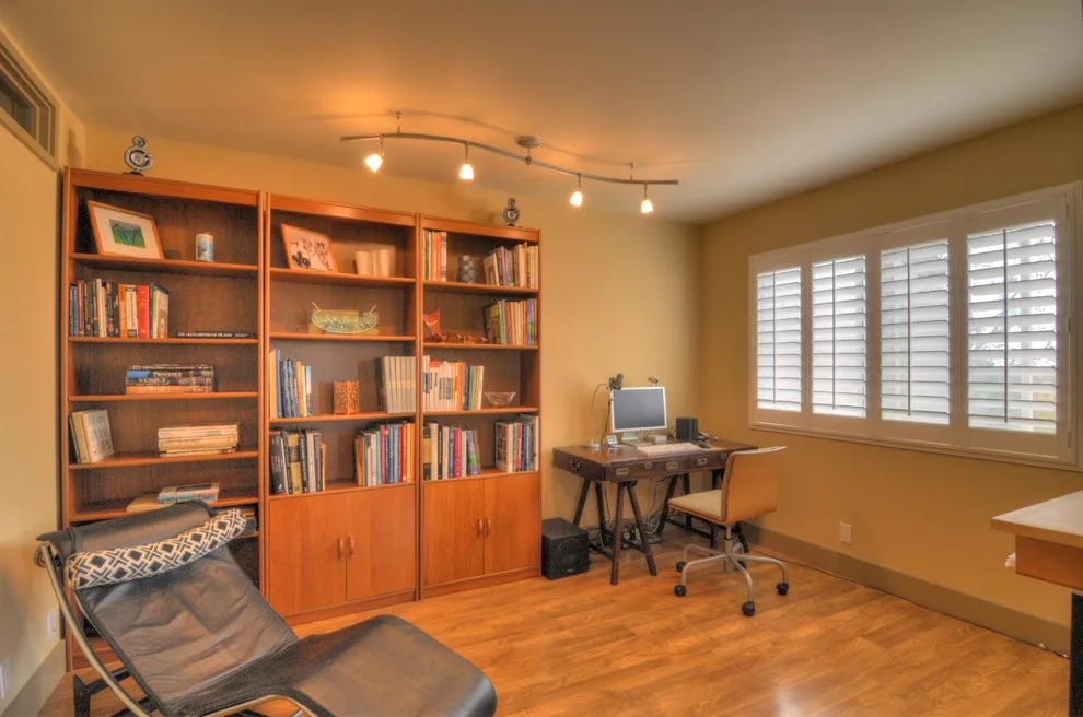 Complete Home Renovation: Sleek Modern Aesthetics by Caroline Veerman Homes - Photo 14