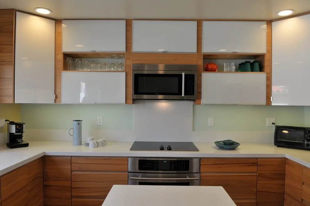 Complete Home Renovation: Sleek Modern Aesthetics by Caroline Veerman Homes - Photo 9