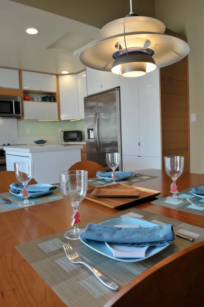 Complete Home Renovation: Sleek Modern Aesthetics by Caroline Veerman Homes - Photo 6