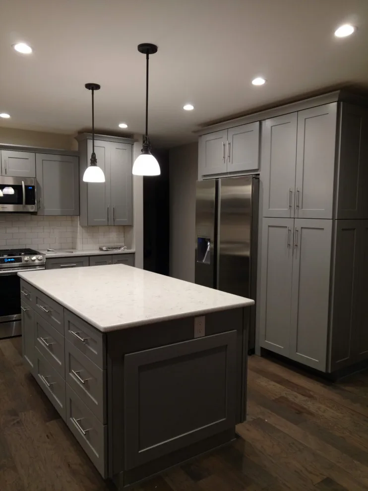 Valparaiso Kitchen Makeover by ME DESIGN And Construction - Photo 2