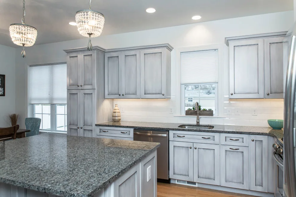 Timeless Sophistication: Kitchen by Saratoga Kitchens And Baths - Photo 5