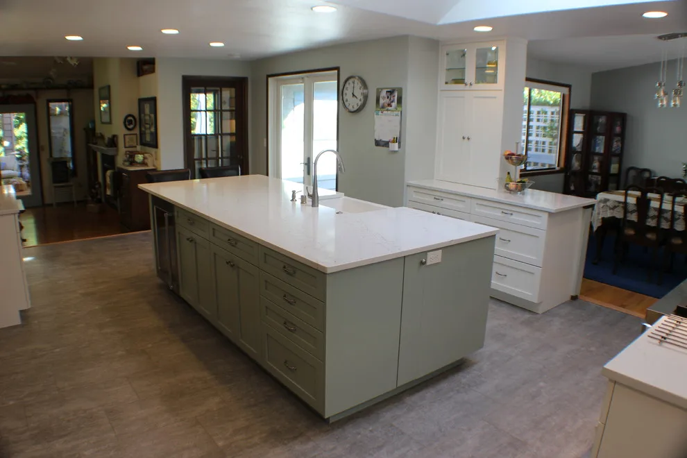 Luminous White Kitchens by Featured Kitchen And Bath, Inc. - Photo 16