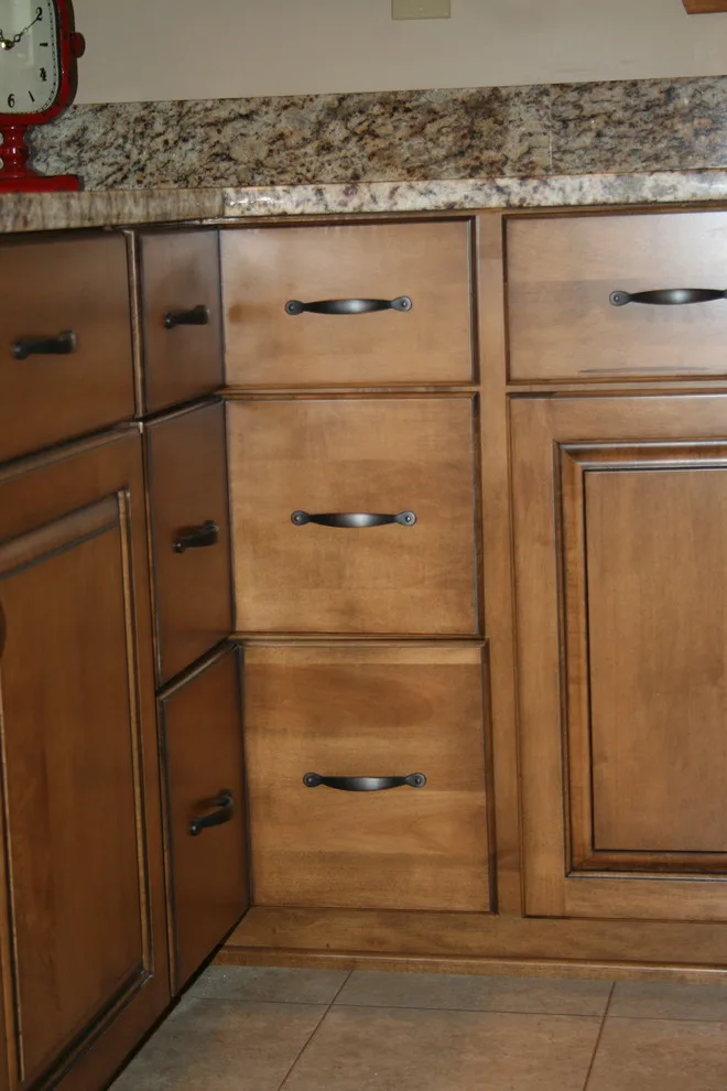 Madison Cabinets - Photo 9