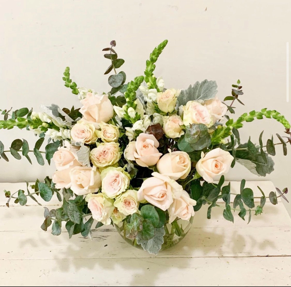 Floral Design by Bella Gardens - Photo 4